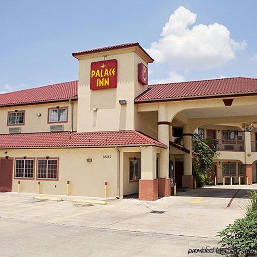 Crystal Inn 249 North Louetta Екстер'єр фото