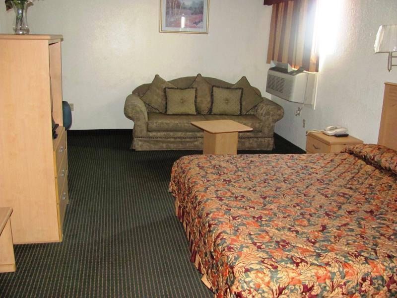 Crystal Inn 249 North Louetta Екстер'єр фото