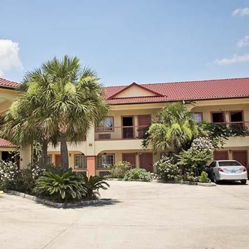 Crystal Inn 249 North Louetta Екстер'єр фото