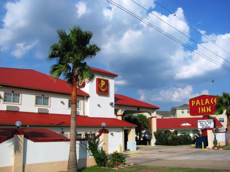 Crystal Inn 249 North Louetta Екстер'єр фото